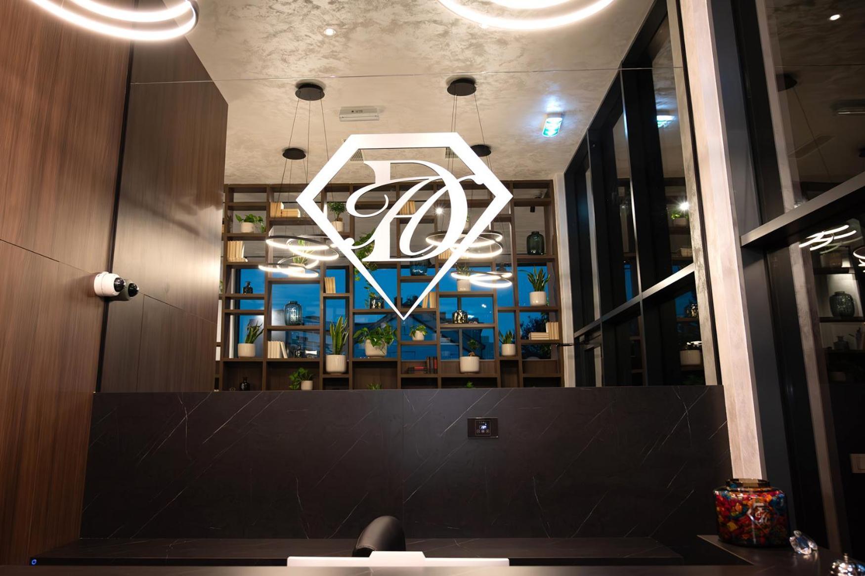 Diamond Hotel Загреб Екстериор снимка