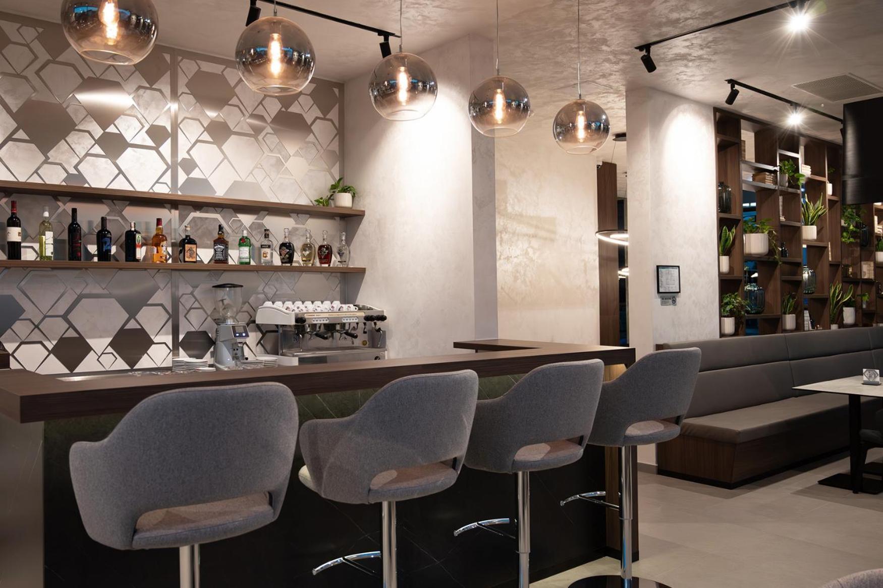 Diamond Hotel Загреб Екстериор снимка