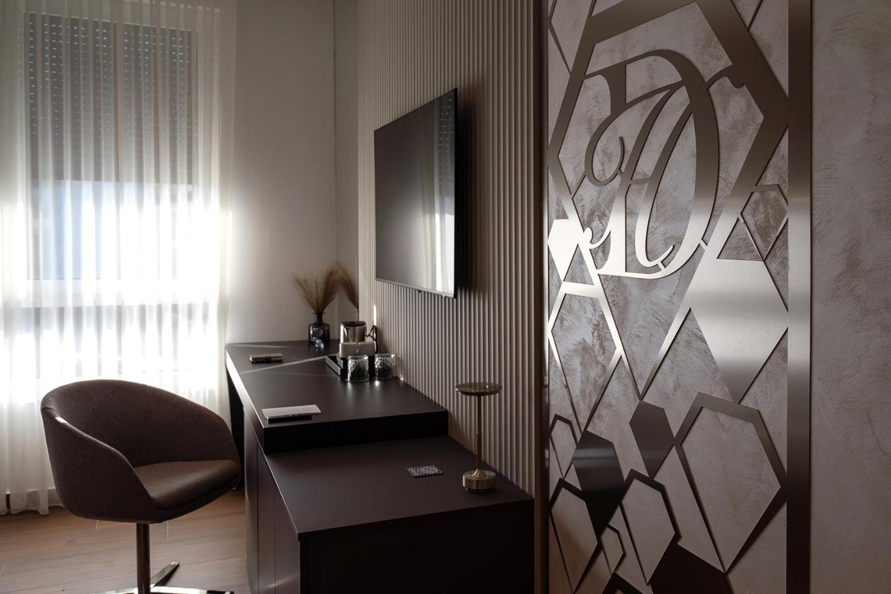 Diamond Hotel Загреб Екстериор снимка