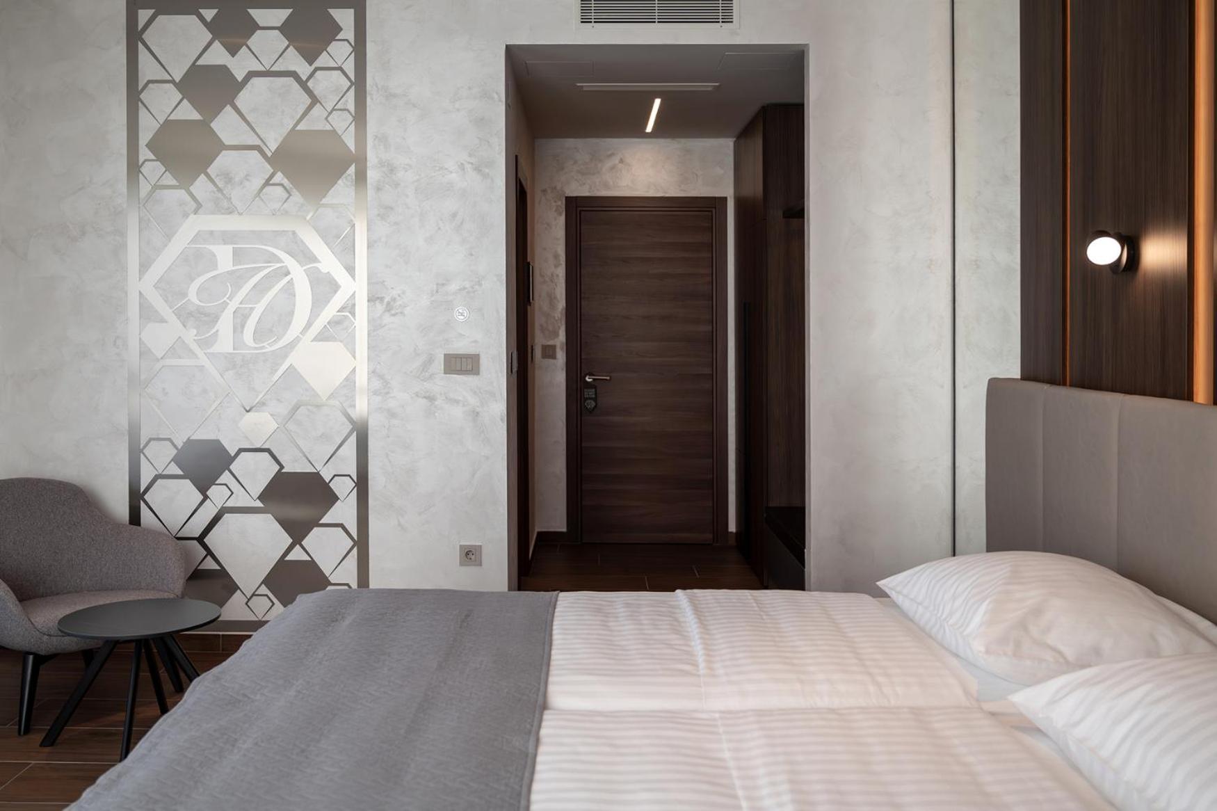 Diamond Hotel Загреб Екстериор снимка